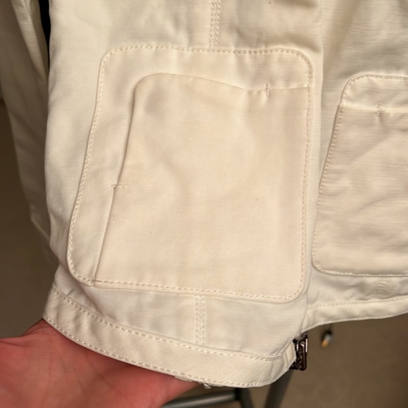 BOTTEGA VENETA JACKET | WOMENS SIZE 40. Mint condition. Very stylish. Off white - Picture 6 of 7